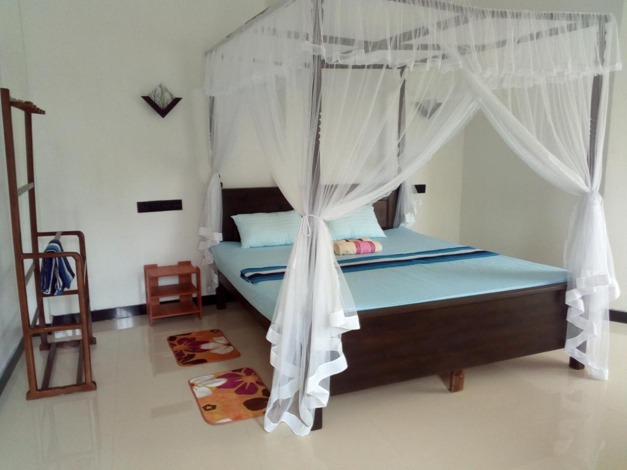 Bisandu Guesthouse Mirissa Ngoại thất bức ảnh